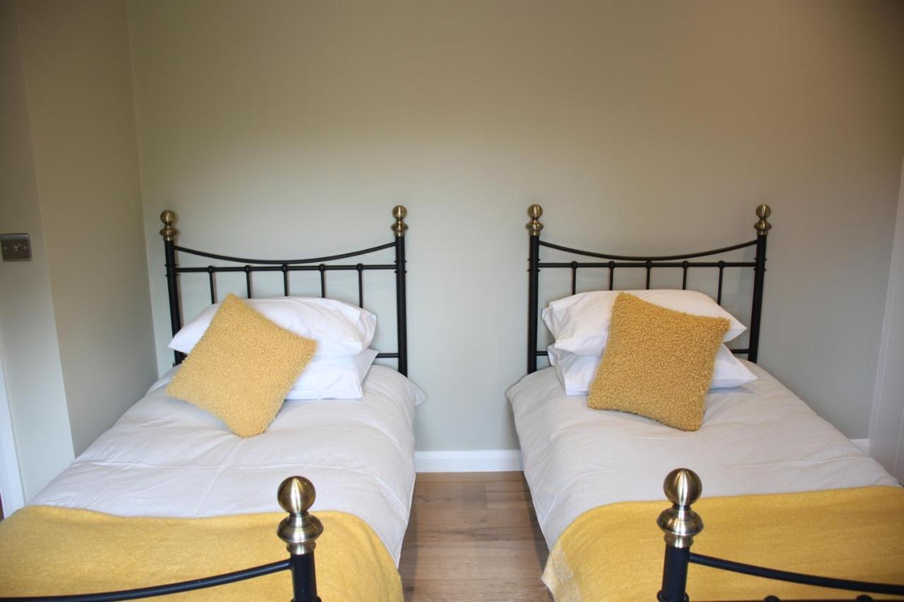 Wonderfully Spacious Luxury Holiday Cottage 比灵斯赫斯特 外观 照片